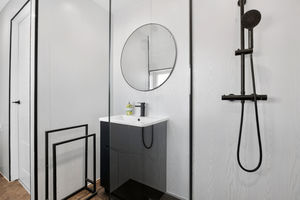 Photo 15- click for photo gallery